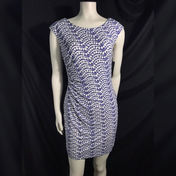 Donna Morgan Darleene Jersey Dress - Picture 1 of 8